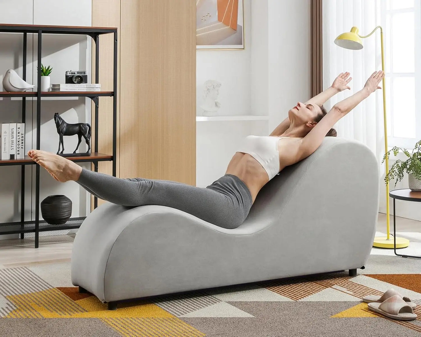 Ergonomic Curved Chaise Lounge Chair For Yoga And Relaxation